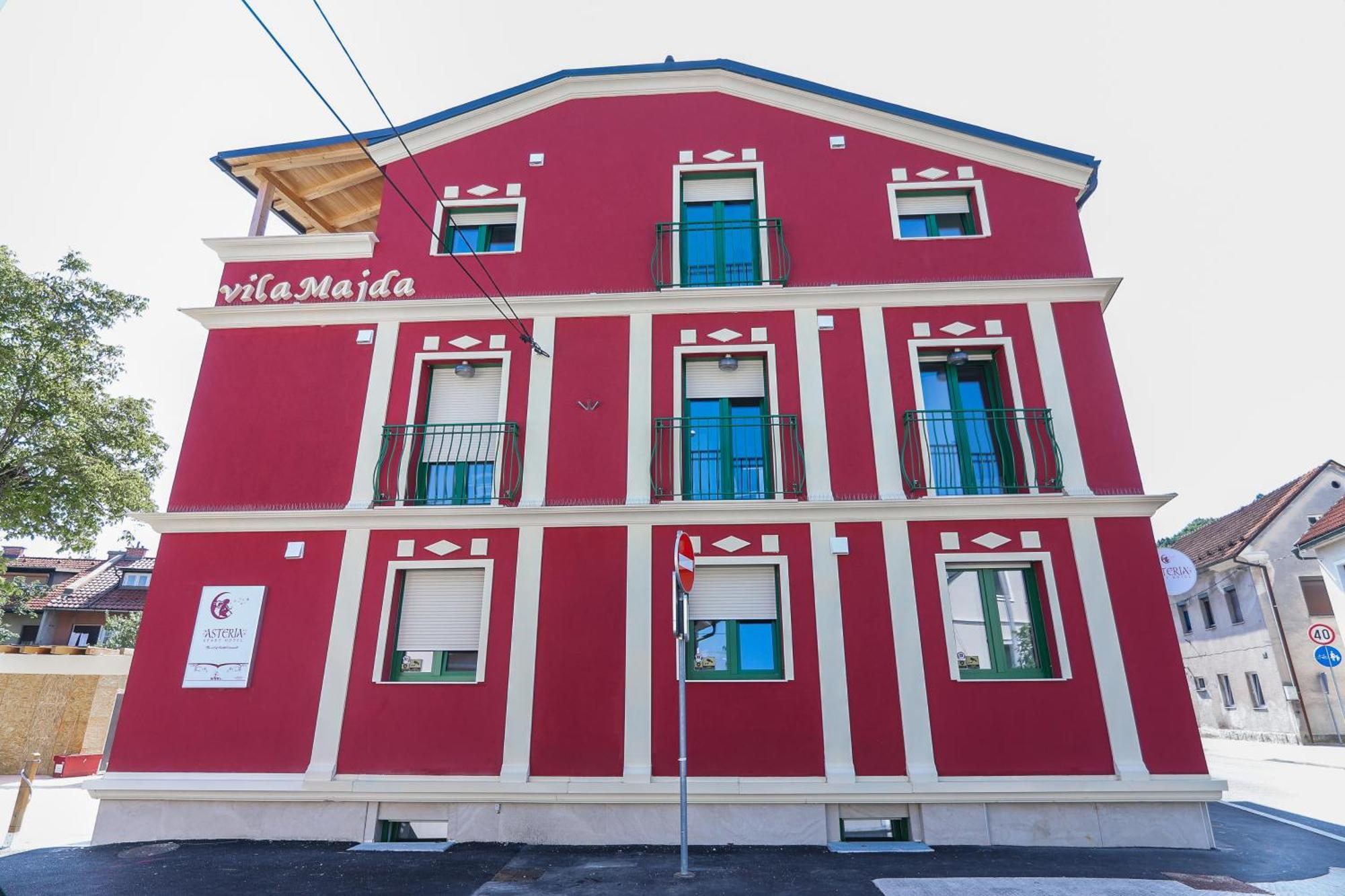 Apart Hotel Asteria Любляна Екстер'єр фото